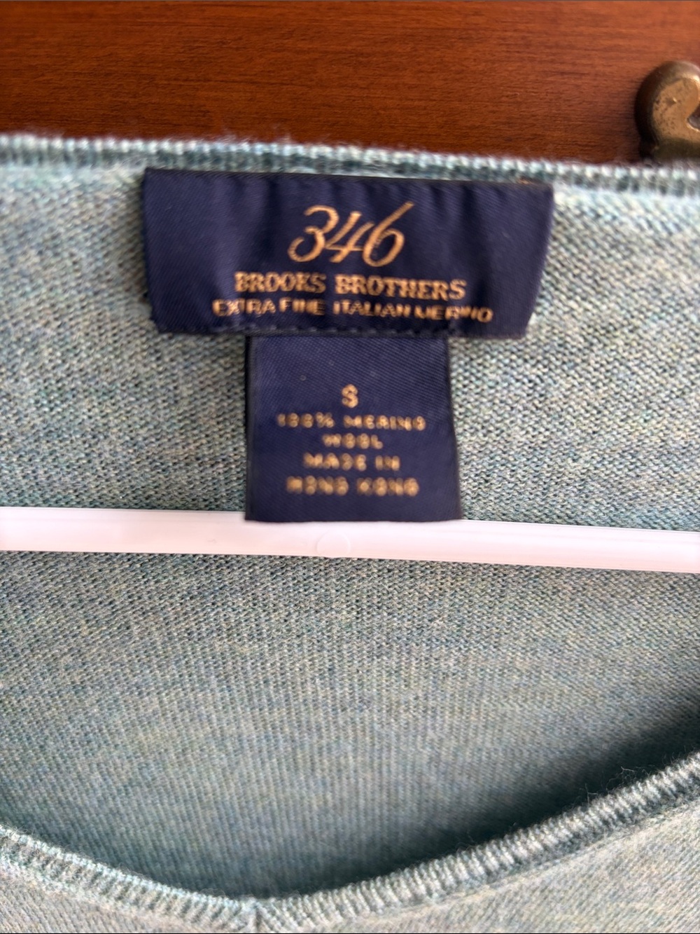 Brooks Brothers 100% Merino Wool V-Neck Sweater in Sage Green Heather - Picture 2 of 4